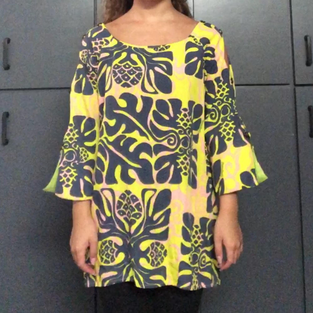 Manuheali‘i “Nancy-Ann” dress